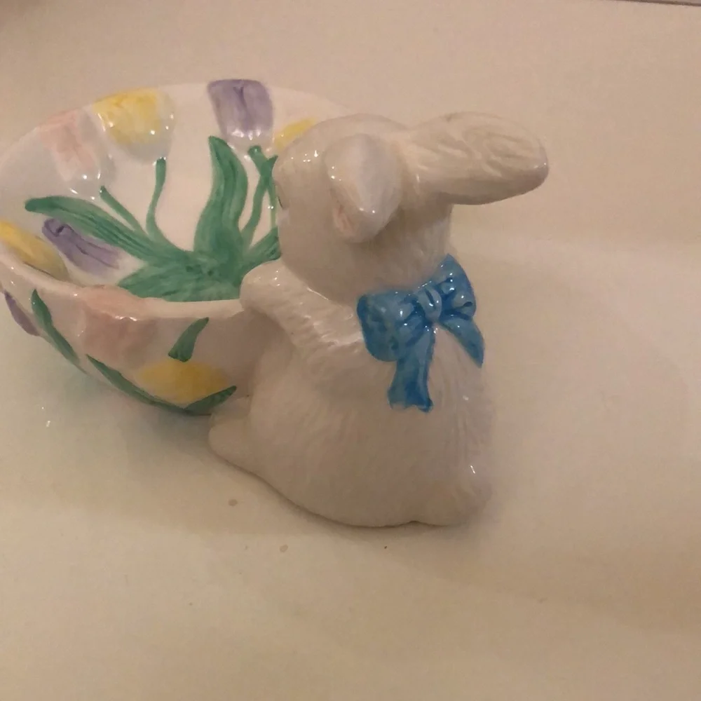 ⭐️Host Pick⭐️- Ceramic bowl with bunny - Picture 6 of 16